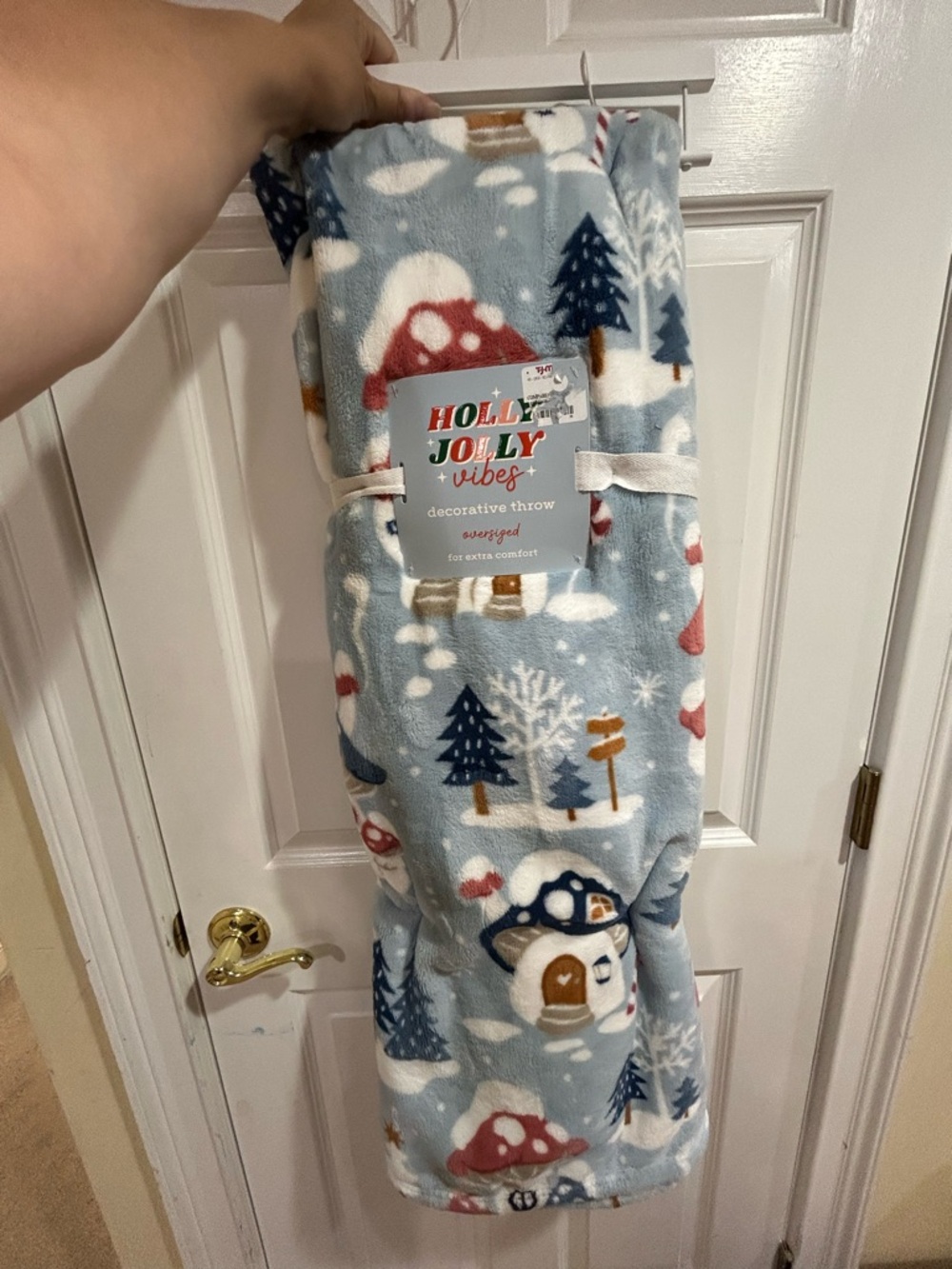 NWT Holly Jolly Vibes Decorative Christmas Holiday Throw Blanket